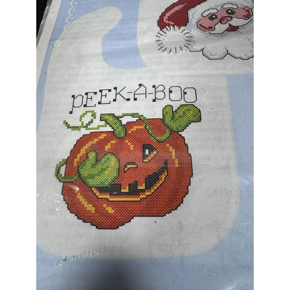 Herrschners holiday bib